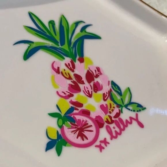 NWT Lilly Pulitzer Hexagon Pineapple Trinket Dish - Picture 2 of 3